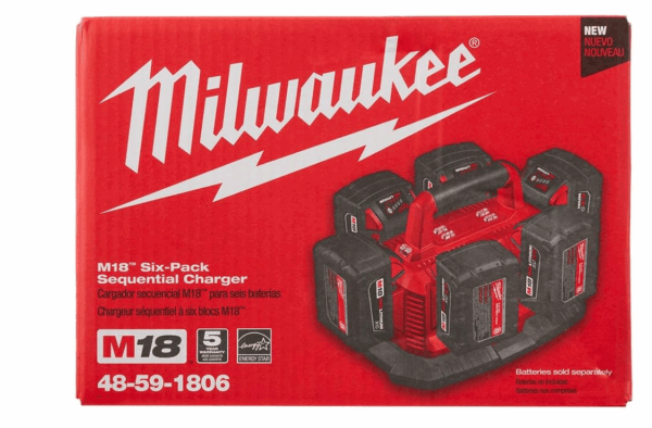 Vista superior del cargador secuencial Milwaukee M18
