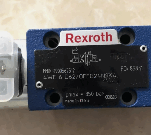 Válvula Rexroth R900567512 4WE6D62/OFEG24N9K4