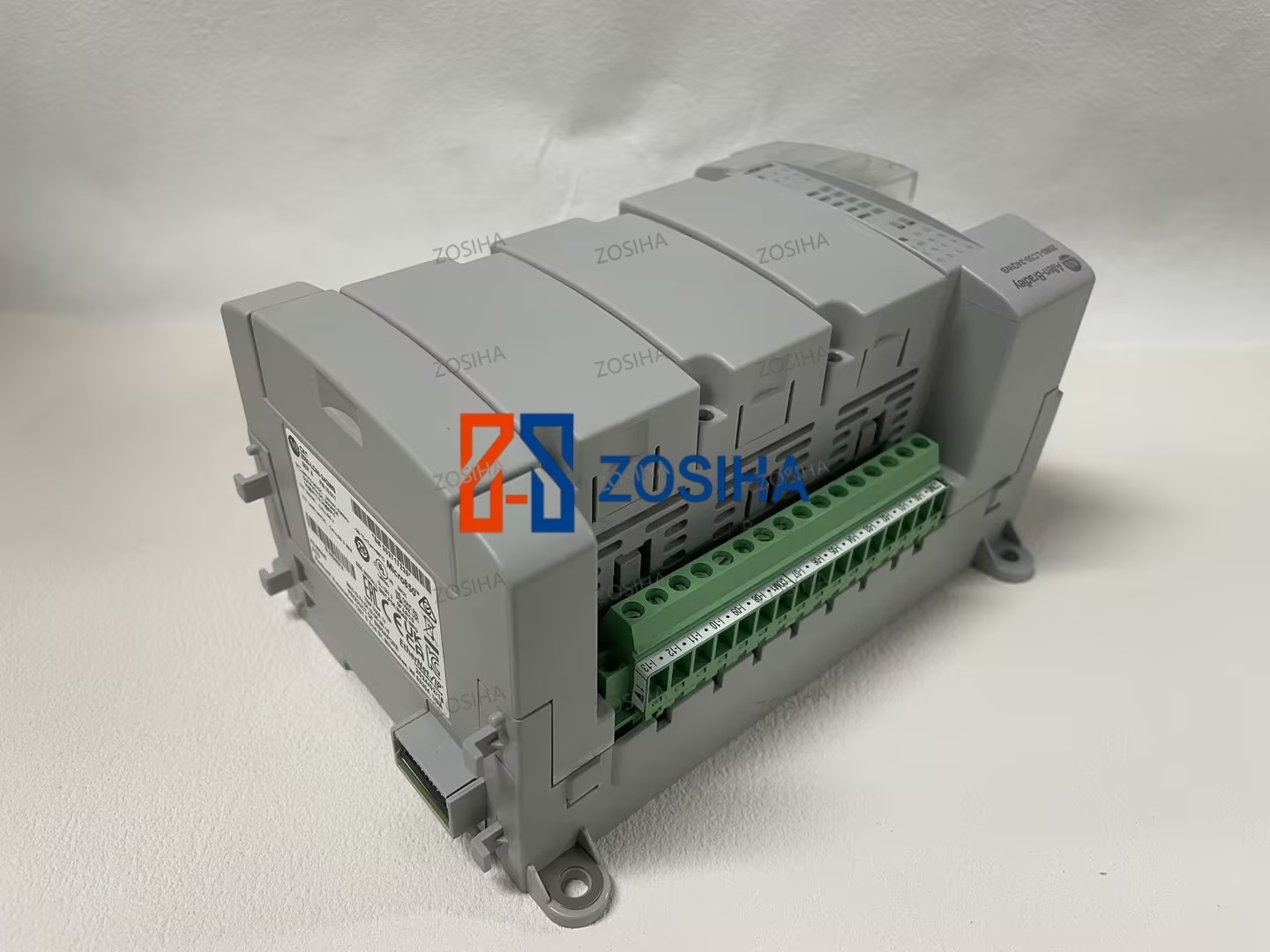 Imagen del Allen-Bradley Micro850 2080-LC50-24QWB, controlador programable de 24 E/S con EtherNet/IP.