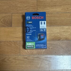 Imagen del Bosch GLL50-20G, nivel láser verde autonivelante de líneas cruzadas con alcance de 20 m.